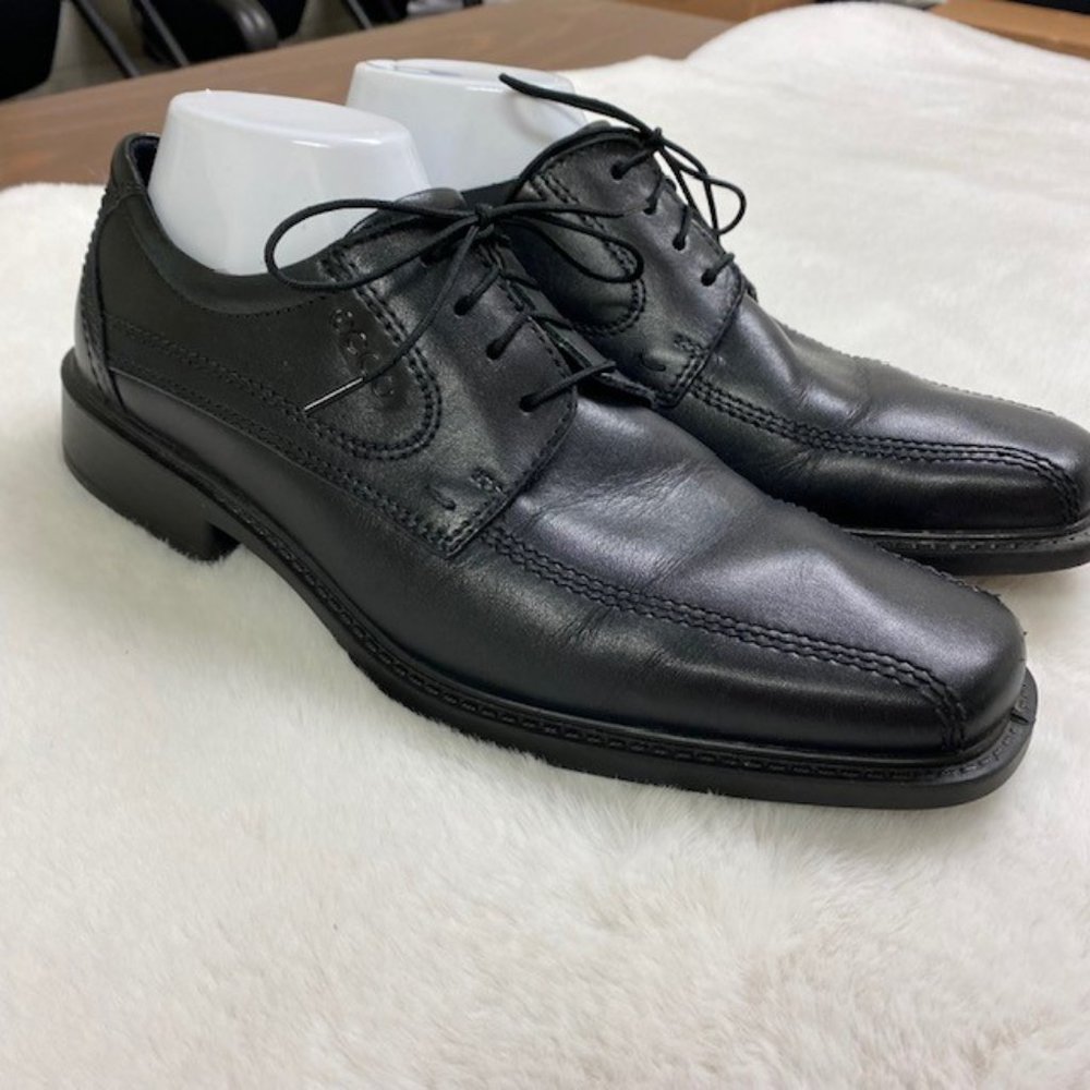 Ecco New Jersey Bike Toe Lace Up Leather Oxfords, size 7‎